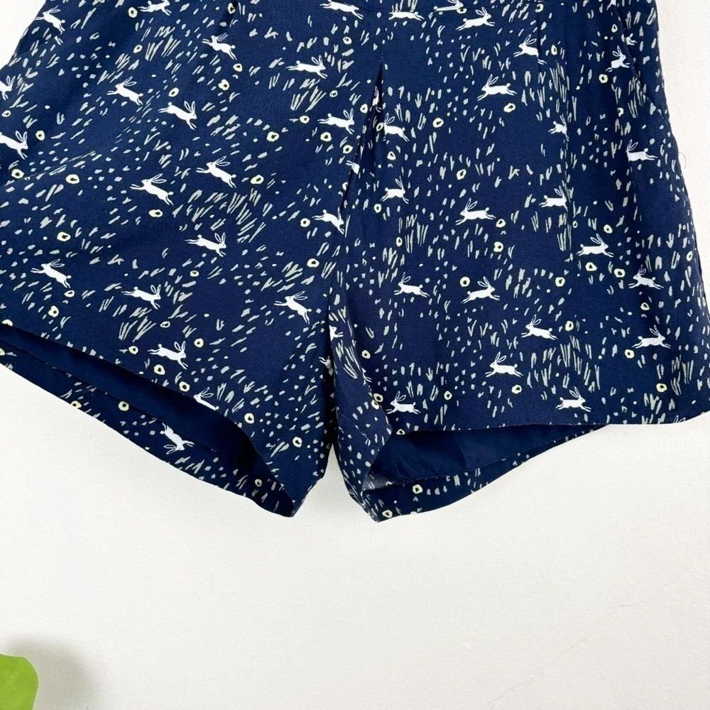 Disney x Lauren Conrad Alice in Wonderland Rabbit Print Shorts Sz L - Picture 5 of 8